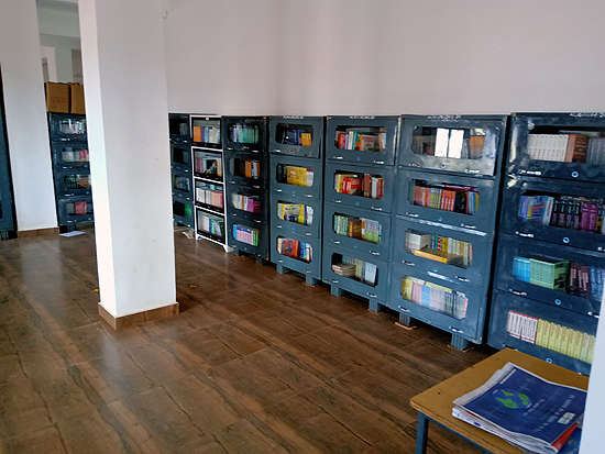 03 Gallery